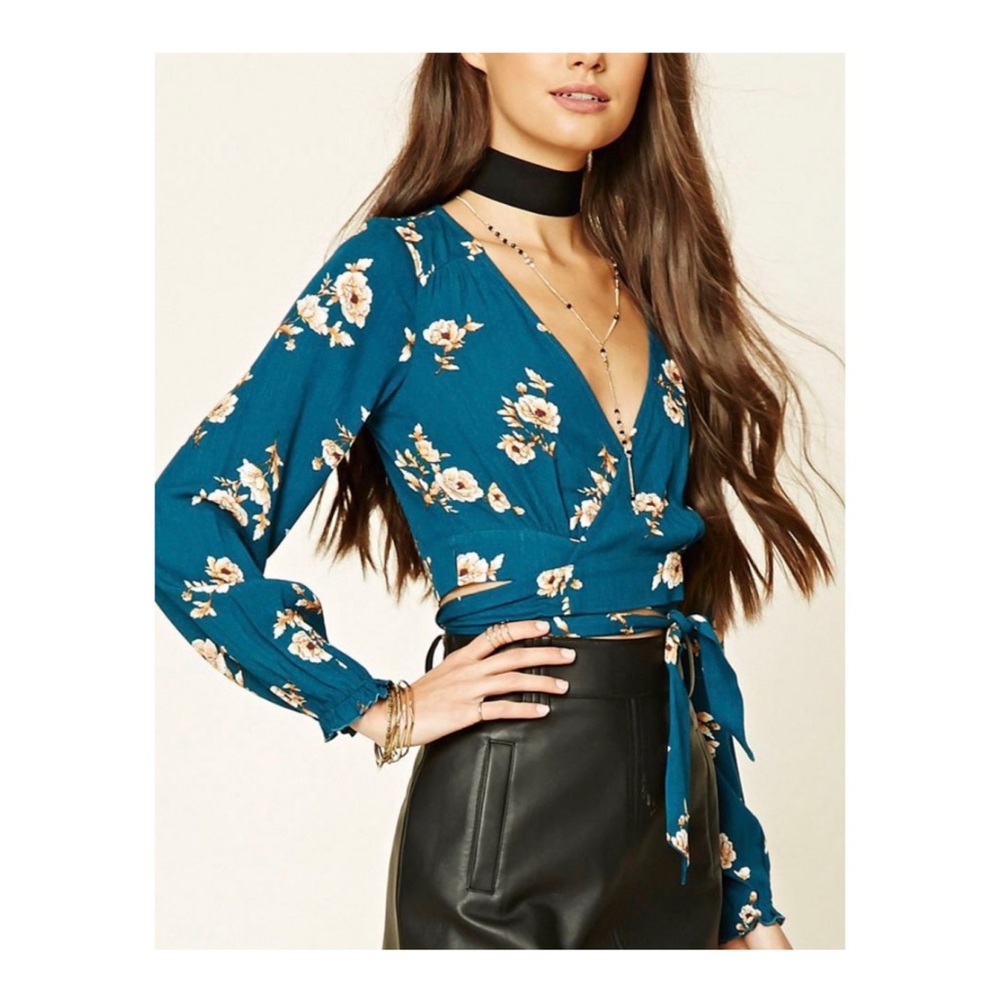 Floral cropped wrap top